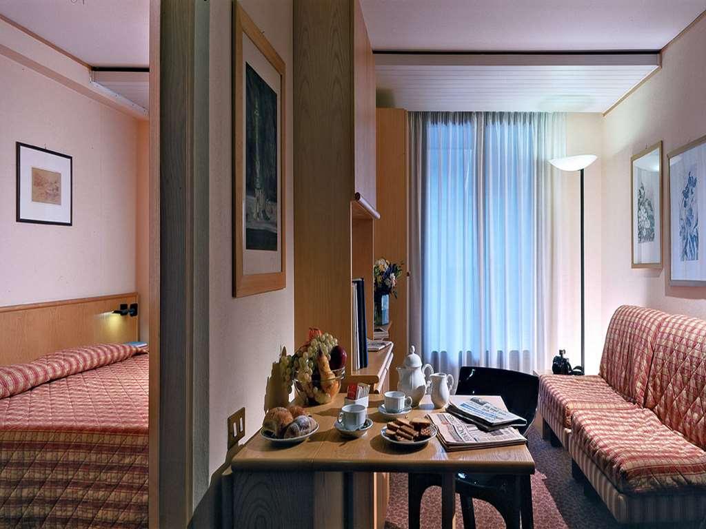 Hotel Les Jumeaux Courmayeur Kamer foto