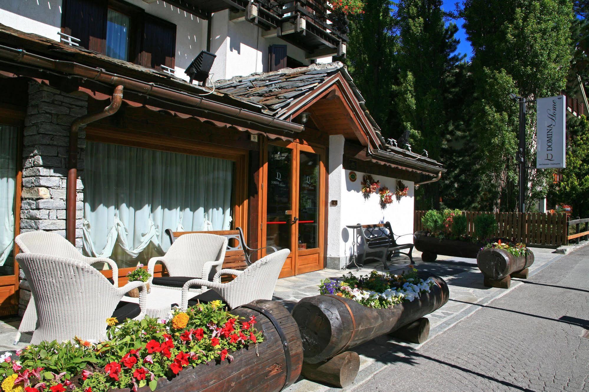 Hotel Les Jumeaux Courmayeur Buitenkant foto